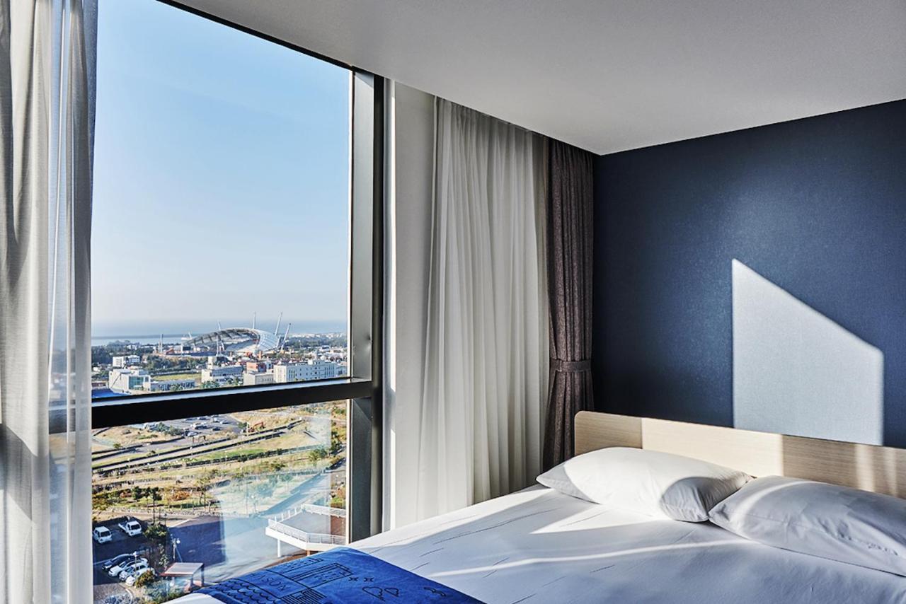Jeju Pureun Hotel ซอกวีโพ ภายนอก รูปภาพ