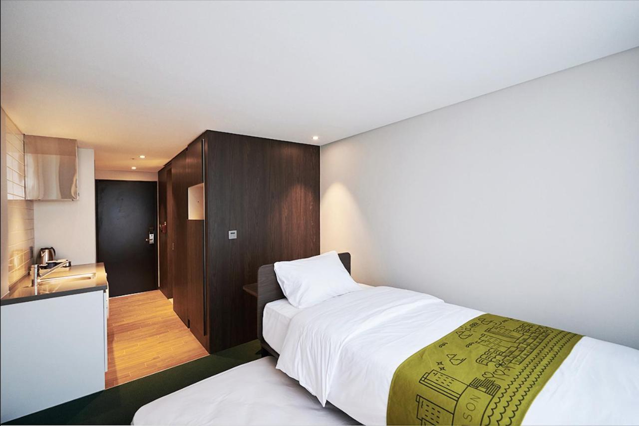 Jeju Pureun Hotel ซอกวีโพ ภายนอก รูปภาพ