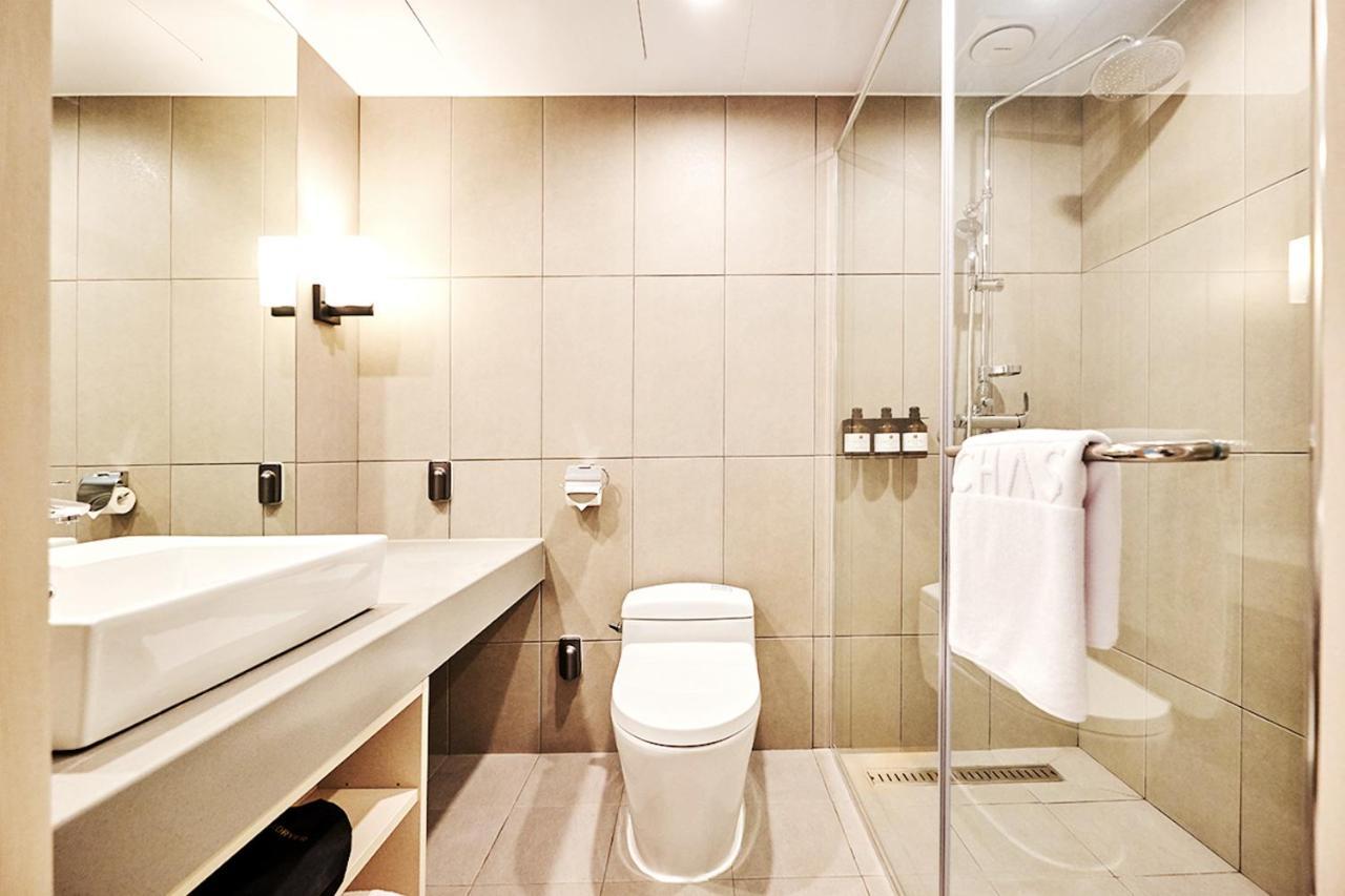 Jeju Pureun Hotel ซอกวีโพ ภายนอก รูปภาพ