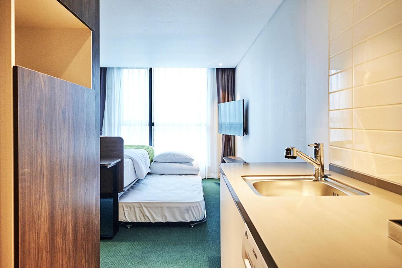 Jeju Pureun Hotel ซอกวีโพ ภายนอก รูปภาพ