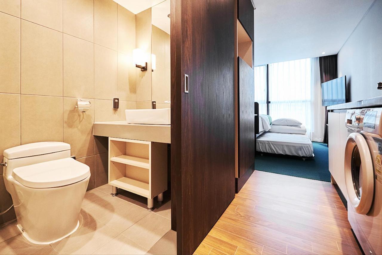 Jeju Pureun Hotel ซอกวีโพ ภายนอก รูปภาพ