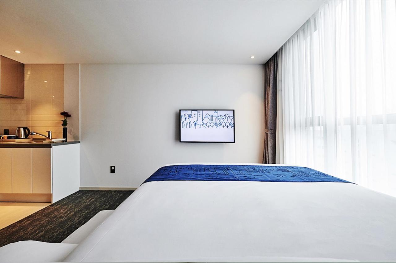 Jeju Pureun Hotel ซอกวีโพ ภายนอก รูปภาพ