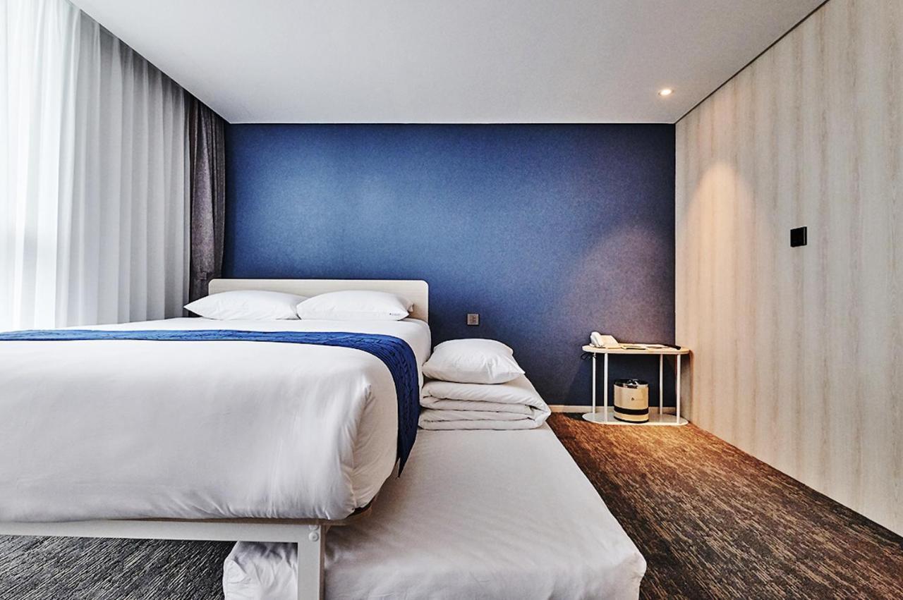 Jeju Pureun Hotel ซอกวีโพ ภายนอก รูปภาพ