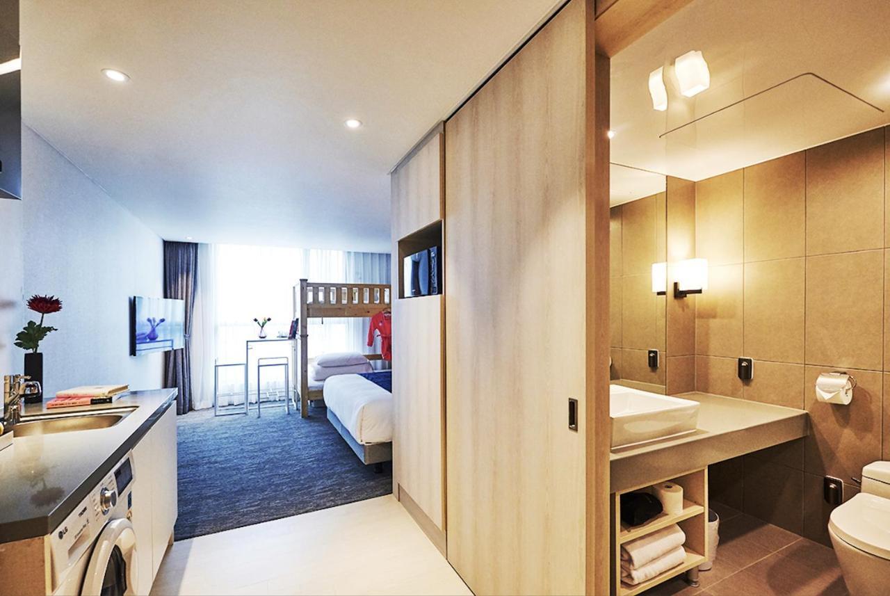 Jeju Pureun Hotel ซอกวีโพ ภายนอก รูปภาพ